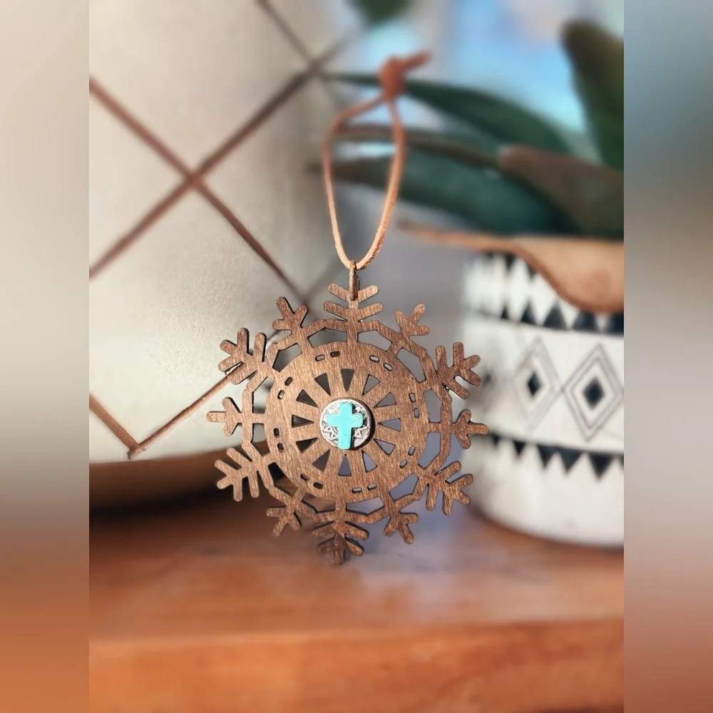 Ornaments Rustic Snowflake Cross Set of Five